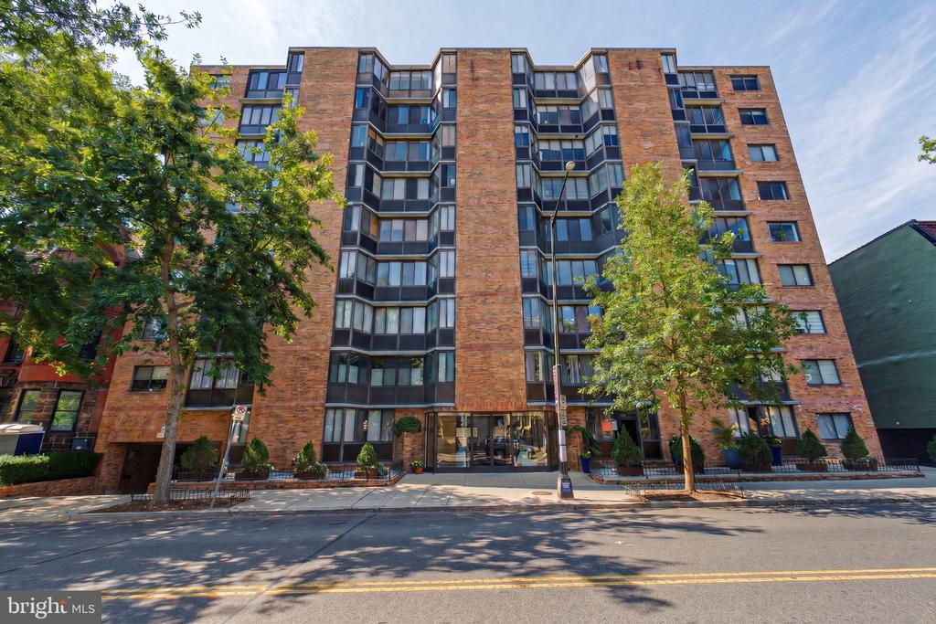 1718 P STREET NW Unit: 809