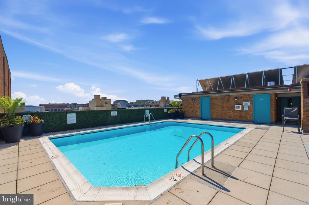 1718 P STREET NW Unit: 809