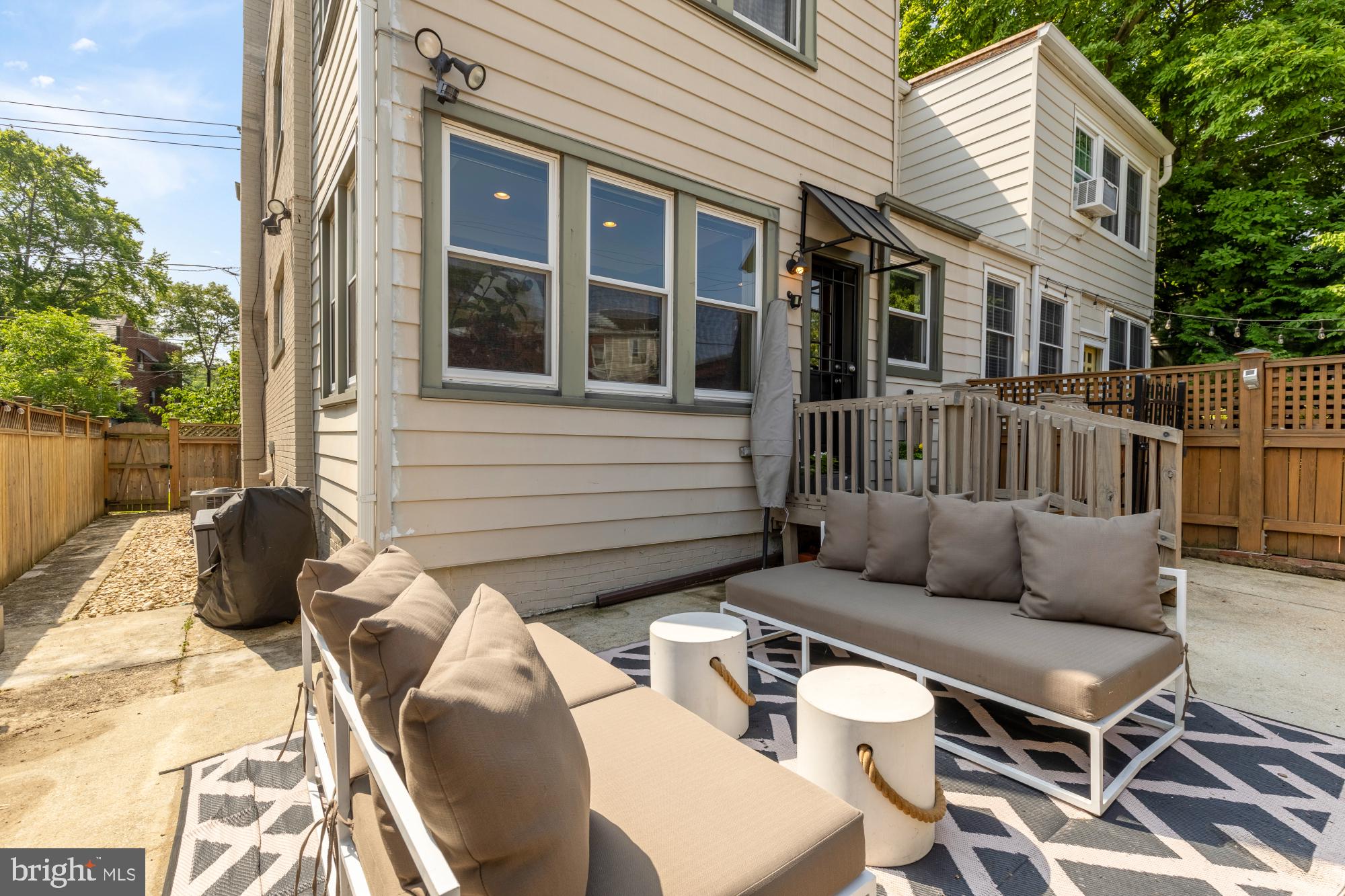 1336 MICHIGAN AVENUE NE