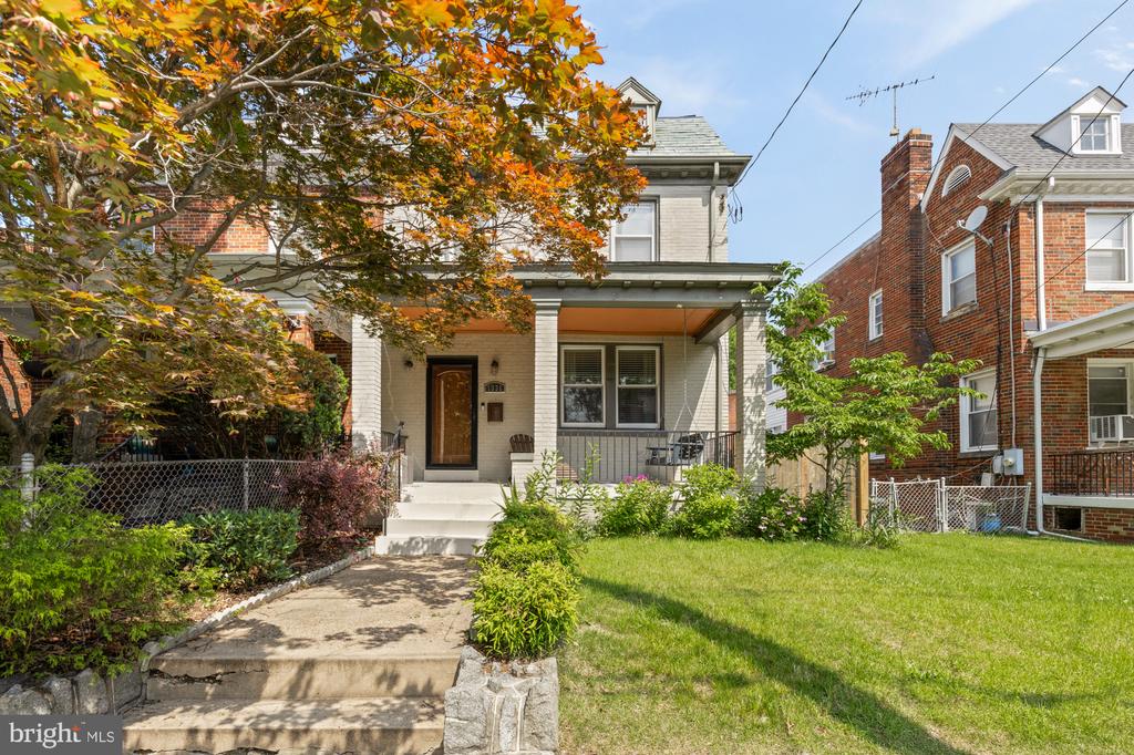 1336 MICHIGAN AVENUE NE