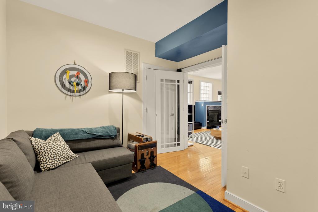 2363 CHAMPLAIN STREET NW Unit: 3