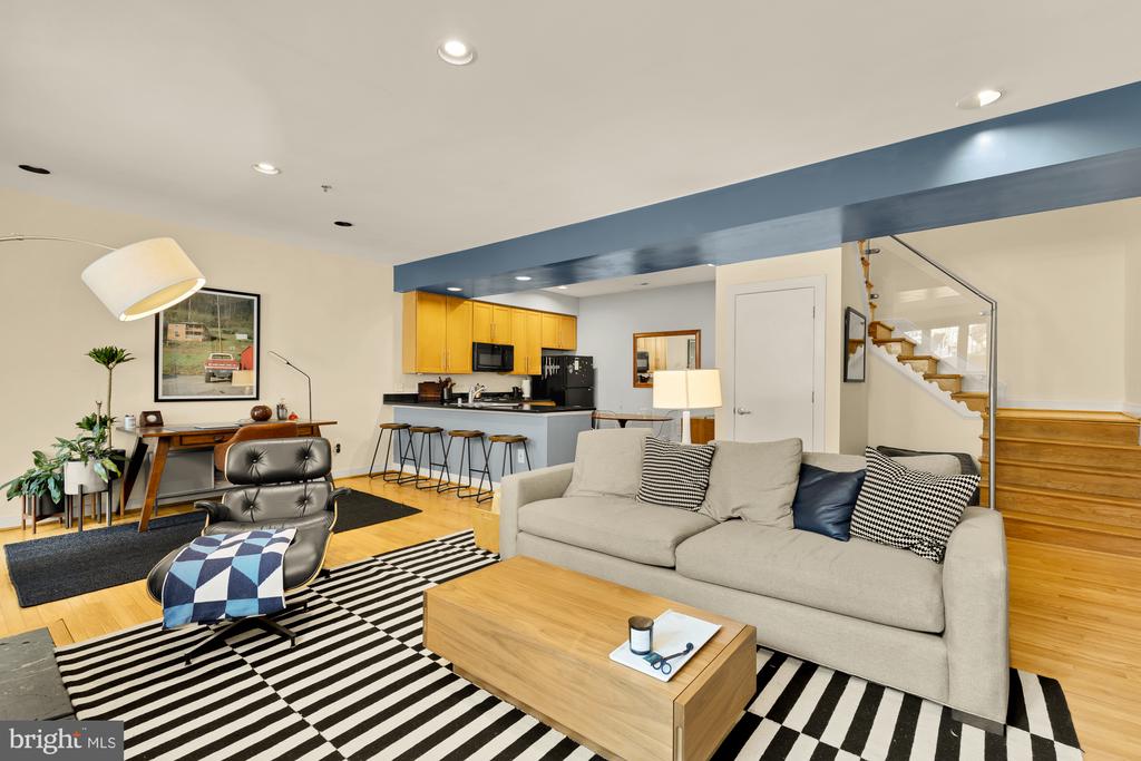 2363 CHAMPLAIN STREET NW Unit: 3