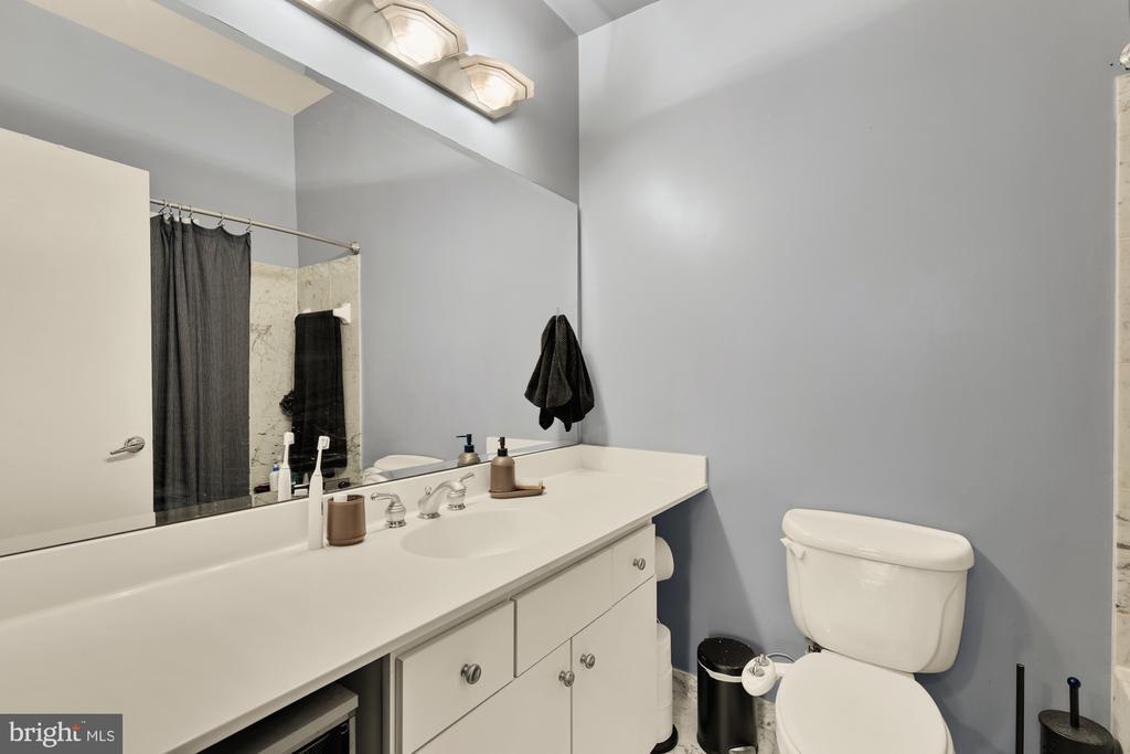 2363 CHAMPLAIN STREET NW Unit: 3