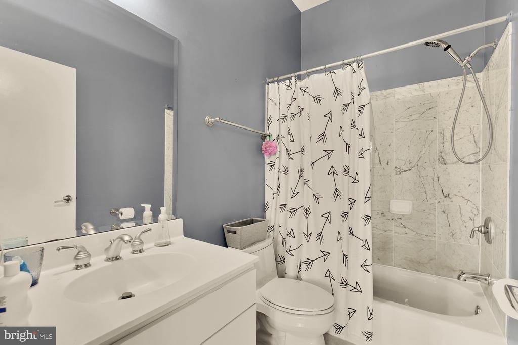 2363 CHAMPLAIN STREET NW Unit: 3