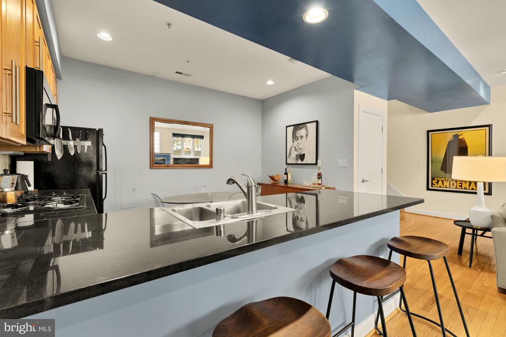 2363 CHAMPLAIN STREET NW Unit: 3