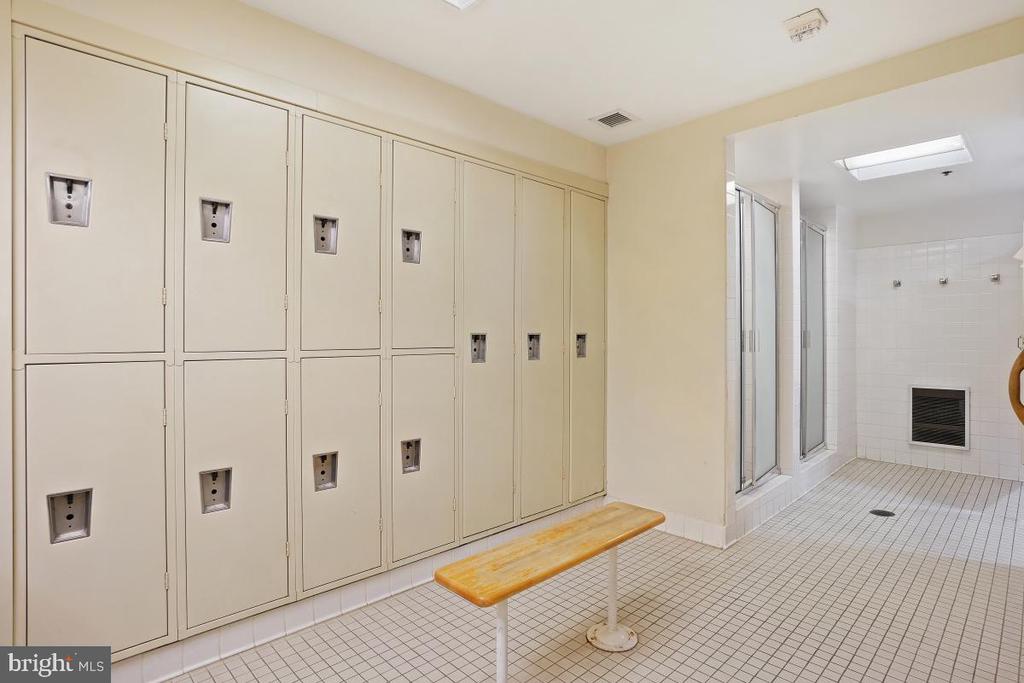 601 PENNSYLVANIA AVENUE NW Unit: 1003