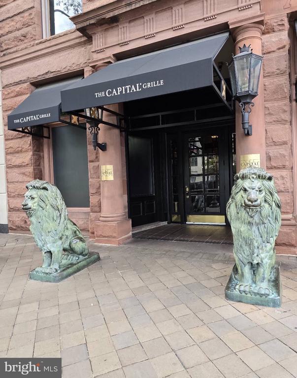 601 PENNSYLVANIA AVENUE NW Unit: 1003