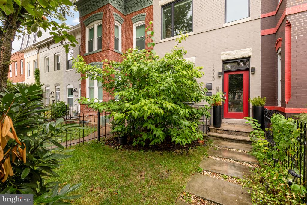1530 3RD STREET NW Unit: 2