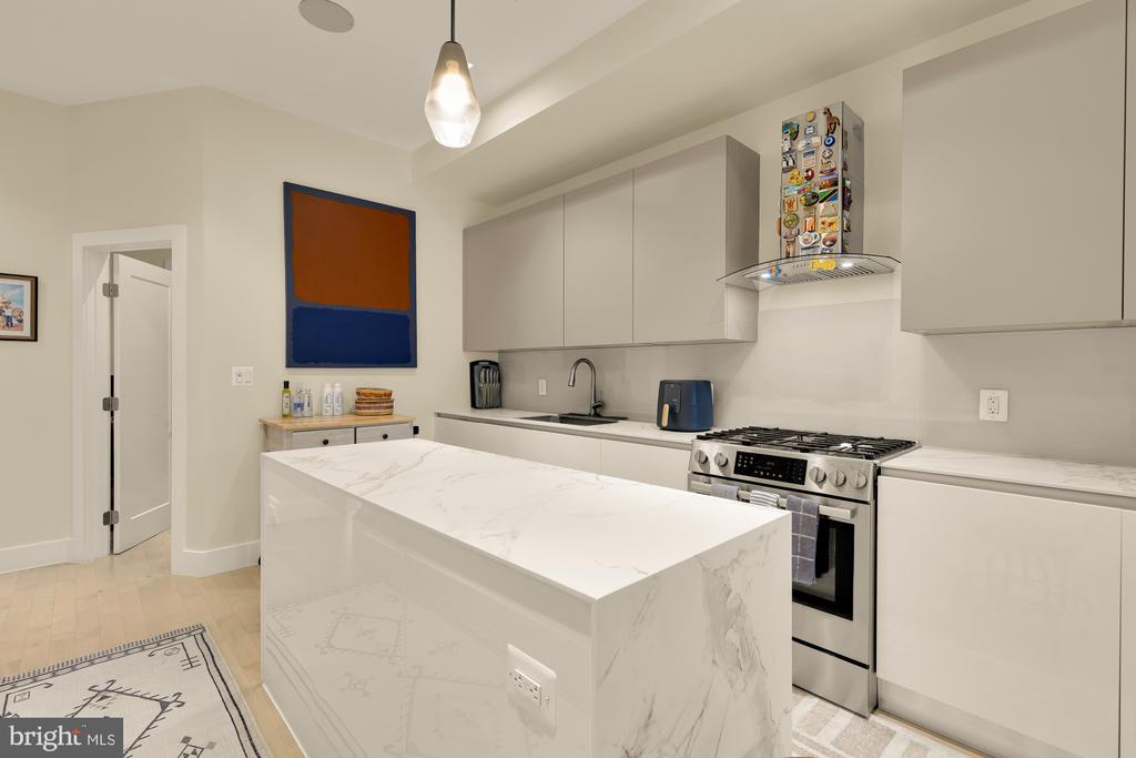 1530 3RD STREET NW Unit: 2
