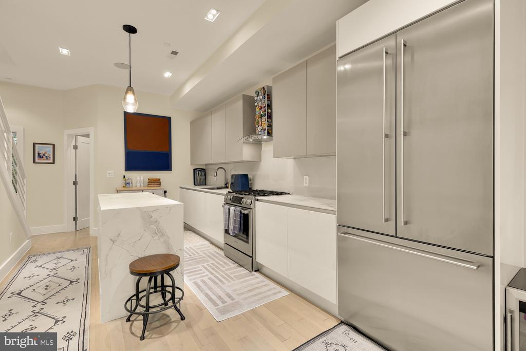 1530 3RD STREET NW Unit: 2