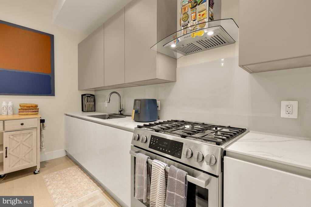 1530 3RD STREET NW Unit: 2