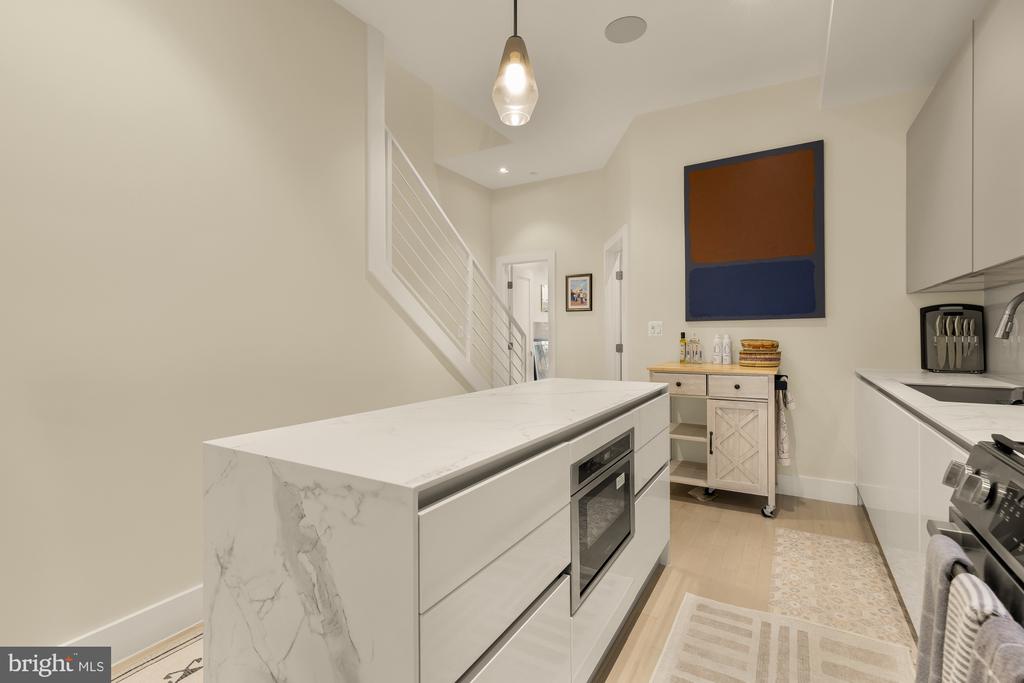 1530 3RD STREET NW Unit: 2