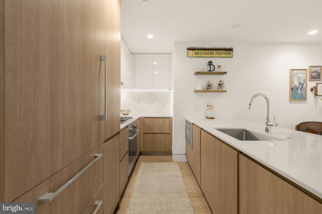 4013 DAVIS PLACE NW Unit: 1