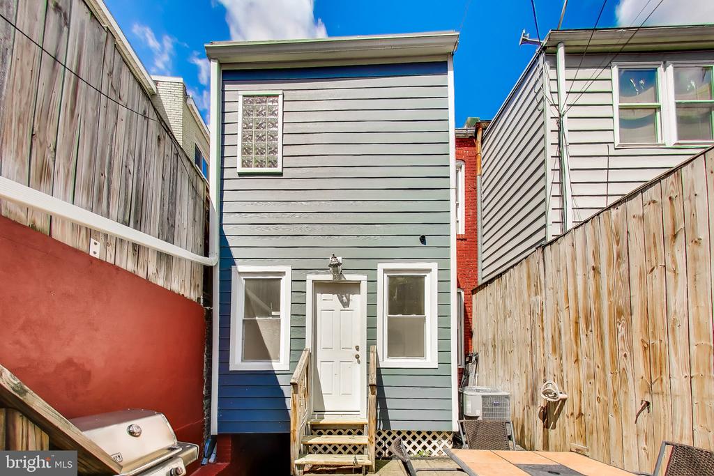 1917 LINCOLN ROAD NE