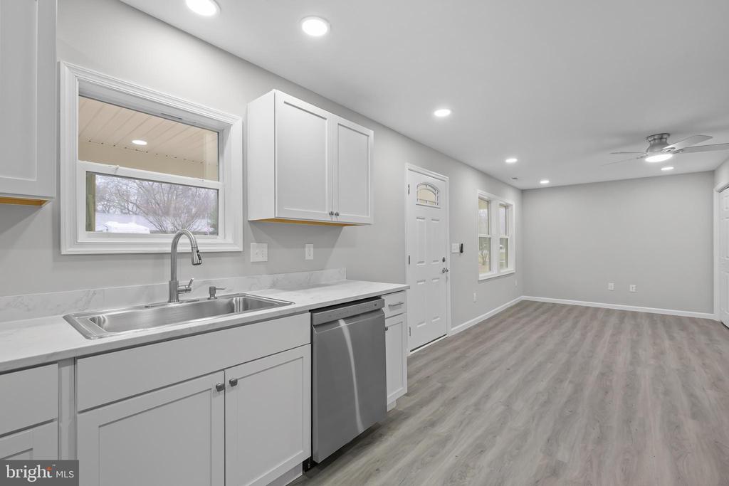 193 New Castle Ave