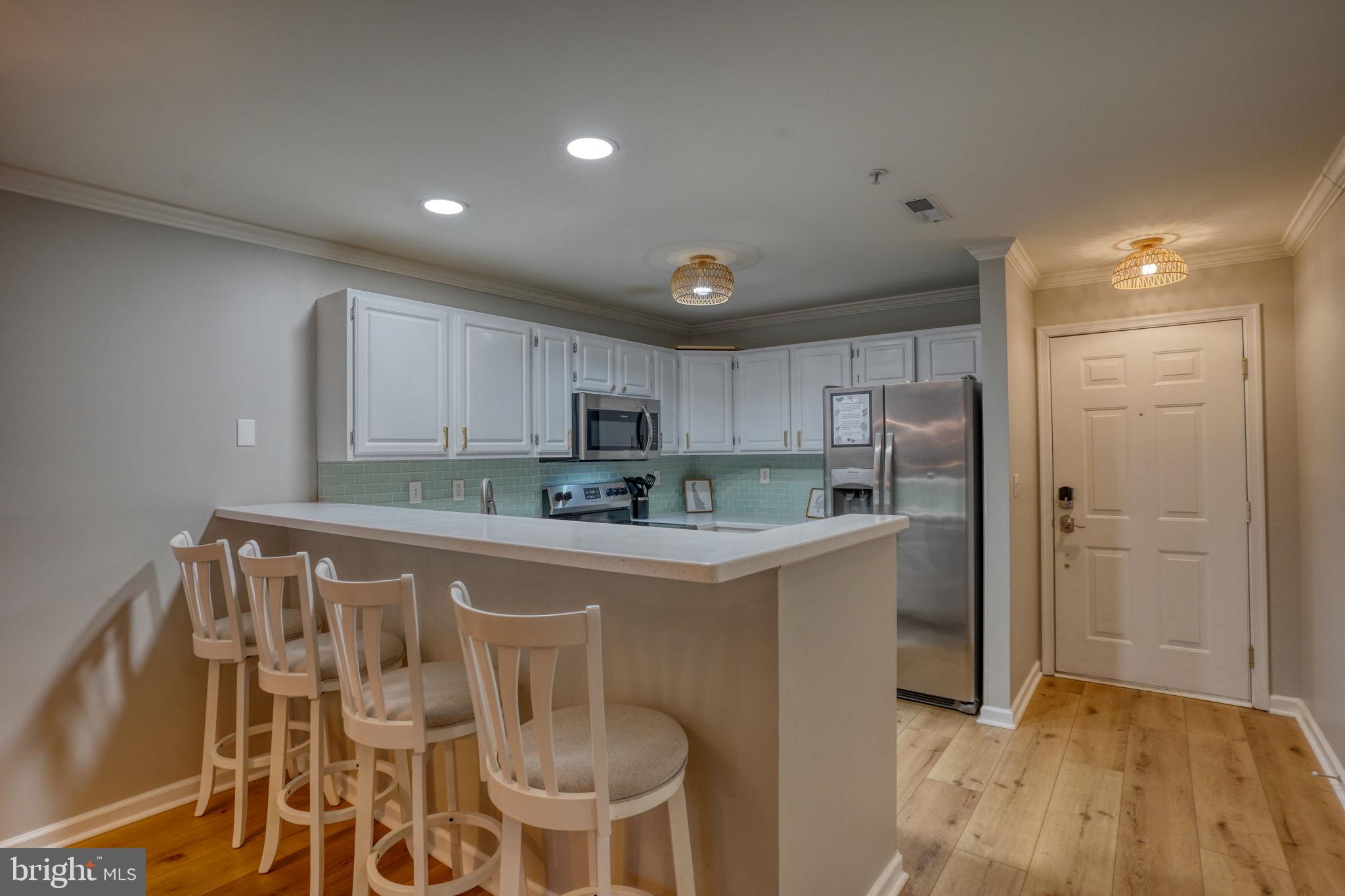 3700 SANIBEL CIRCLE 3708