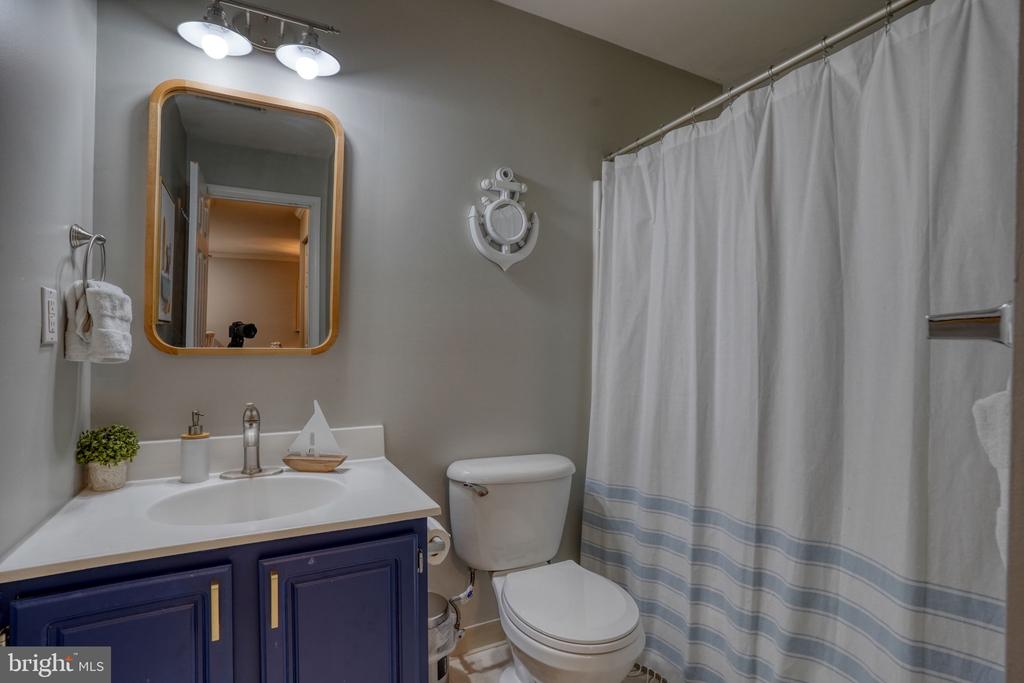 3700 SANIBEL CIRCLE 3708