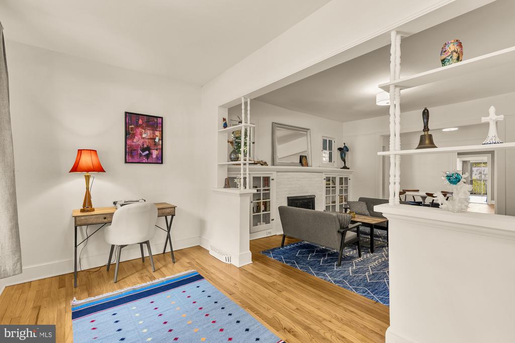 7 CAUSEY AVENUE