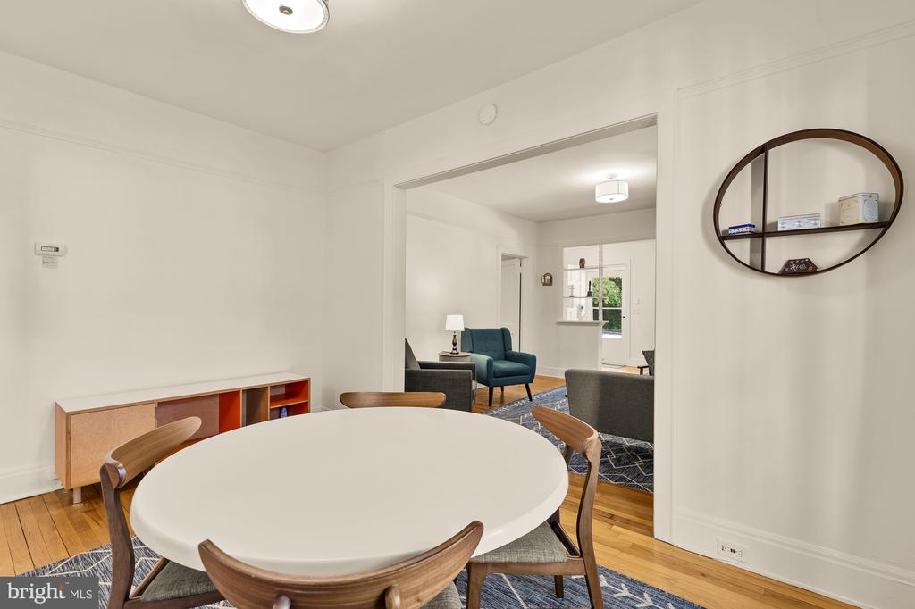 7 CAUSEY AVENUE