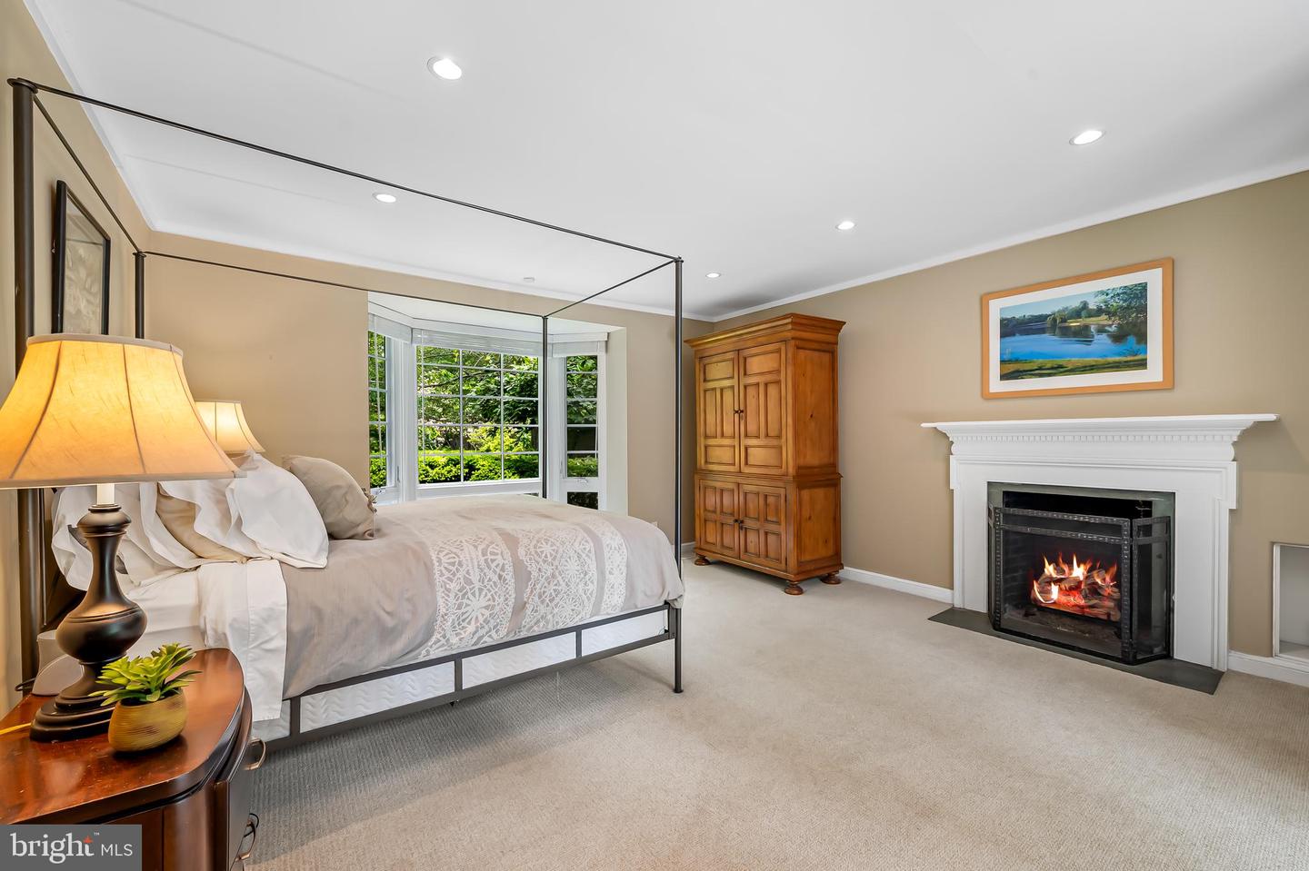 6 Meadow Rd