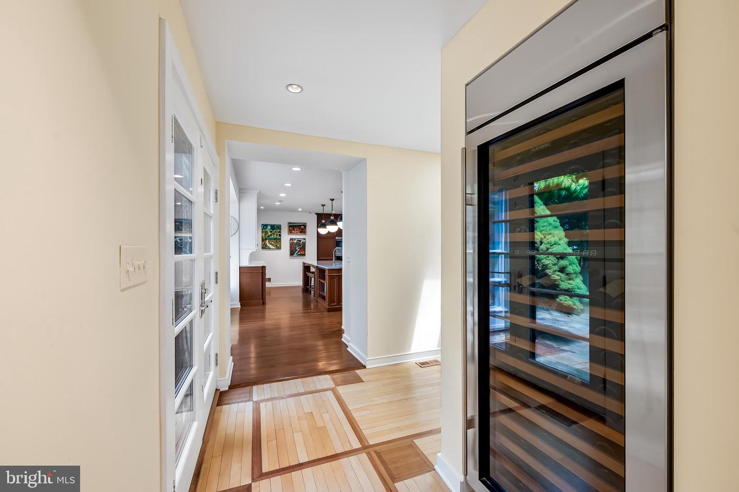 6 Meadow Rd