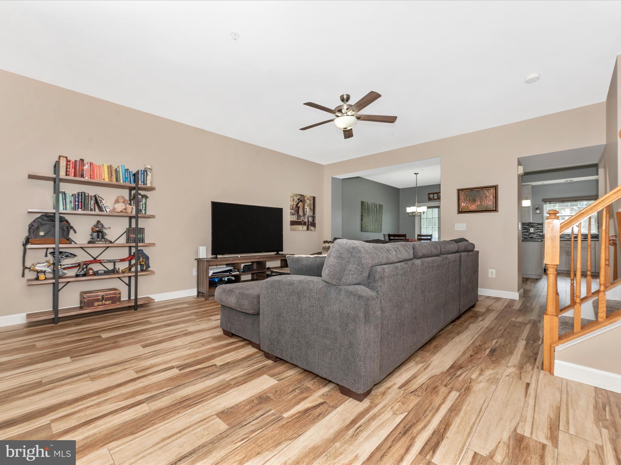 2047 Sumner DRIVE