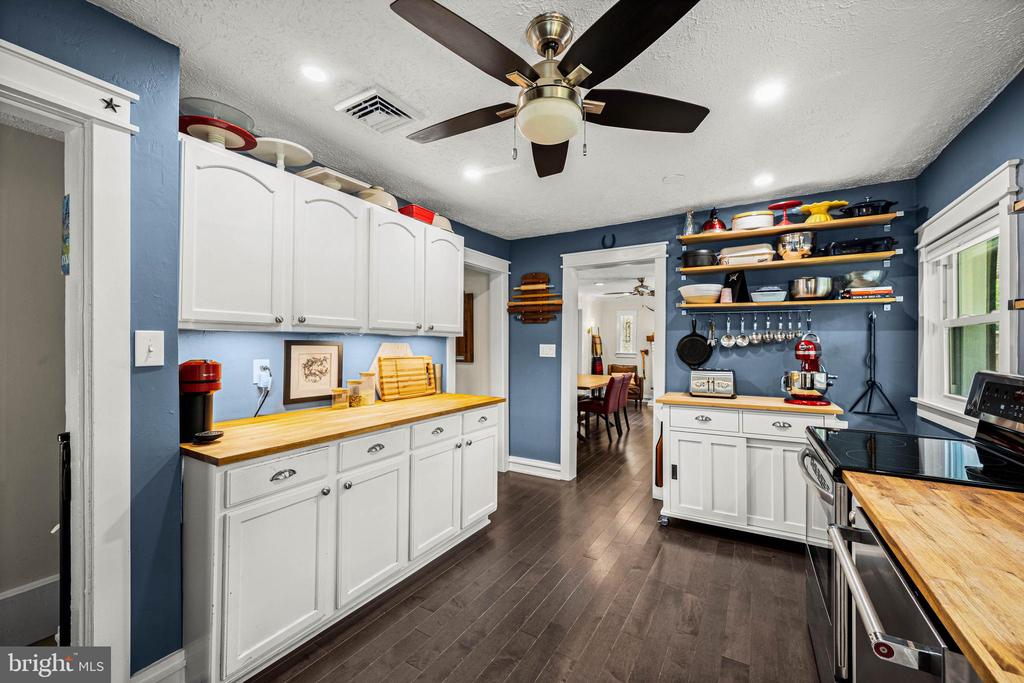 2331 MILLERS MILL ROAD