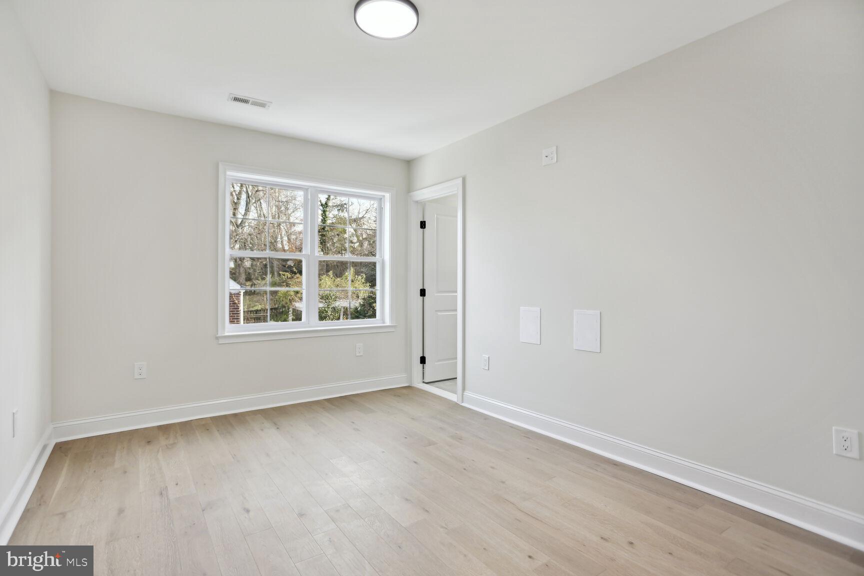 401 Boyd Ave