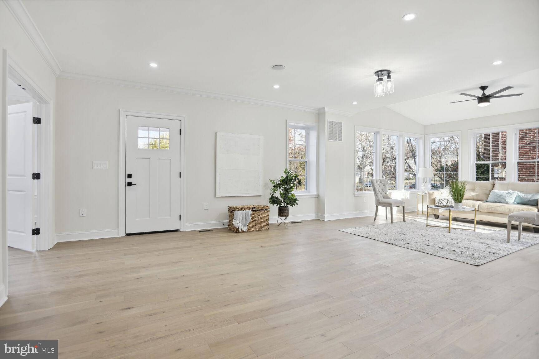 401 Boyd Ave