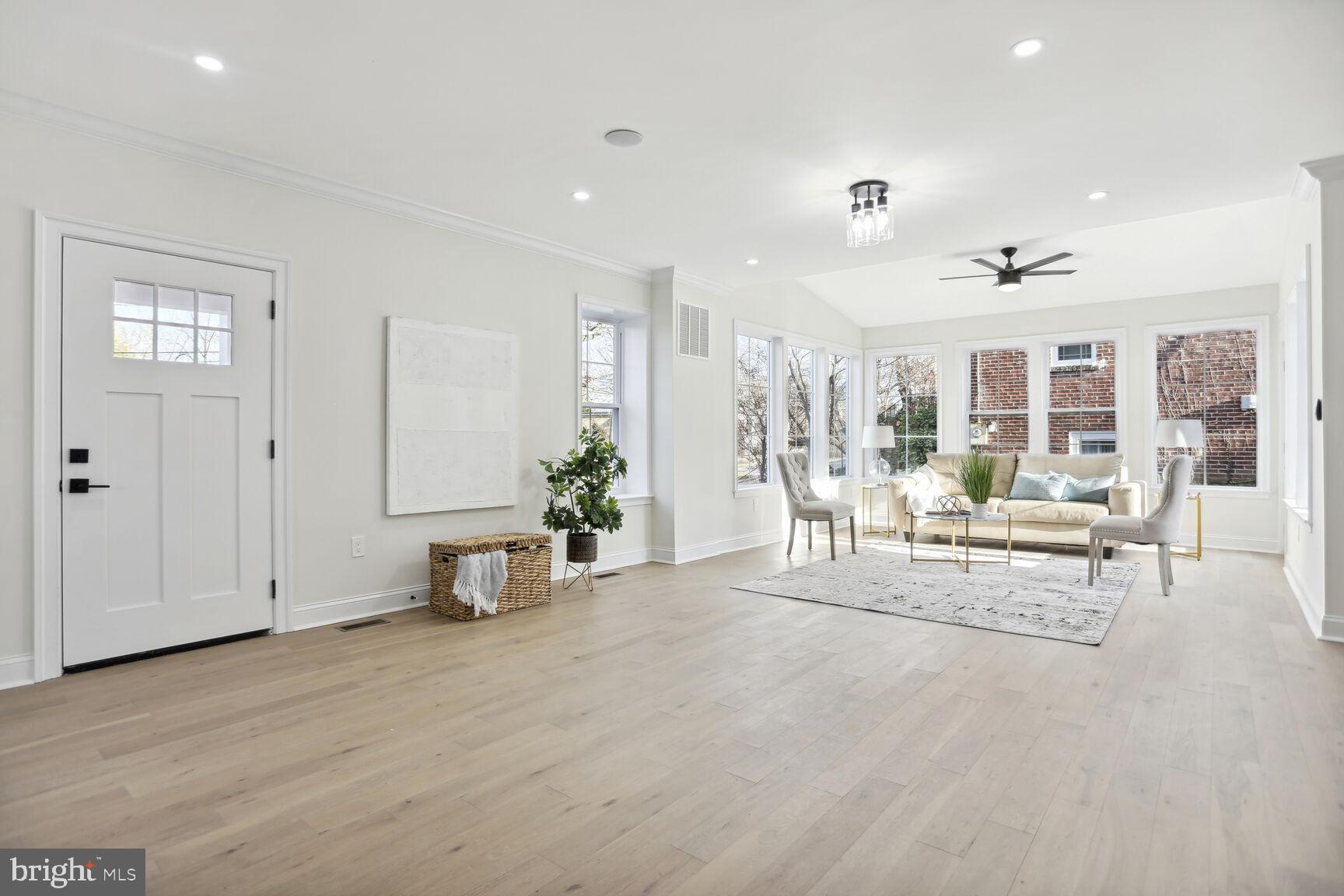 401 Boyd Ave