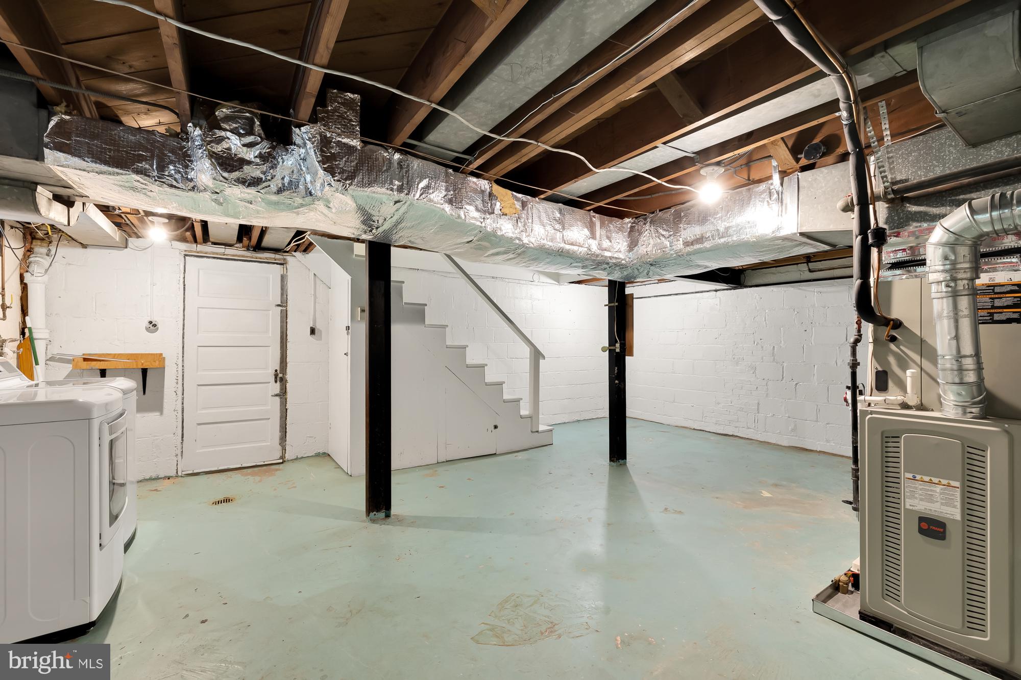 1603 Dale Dr