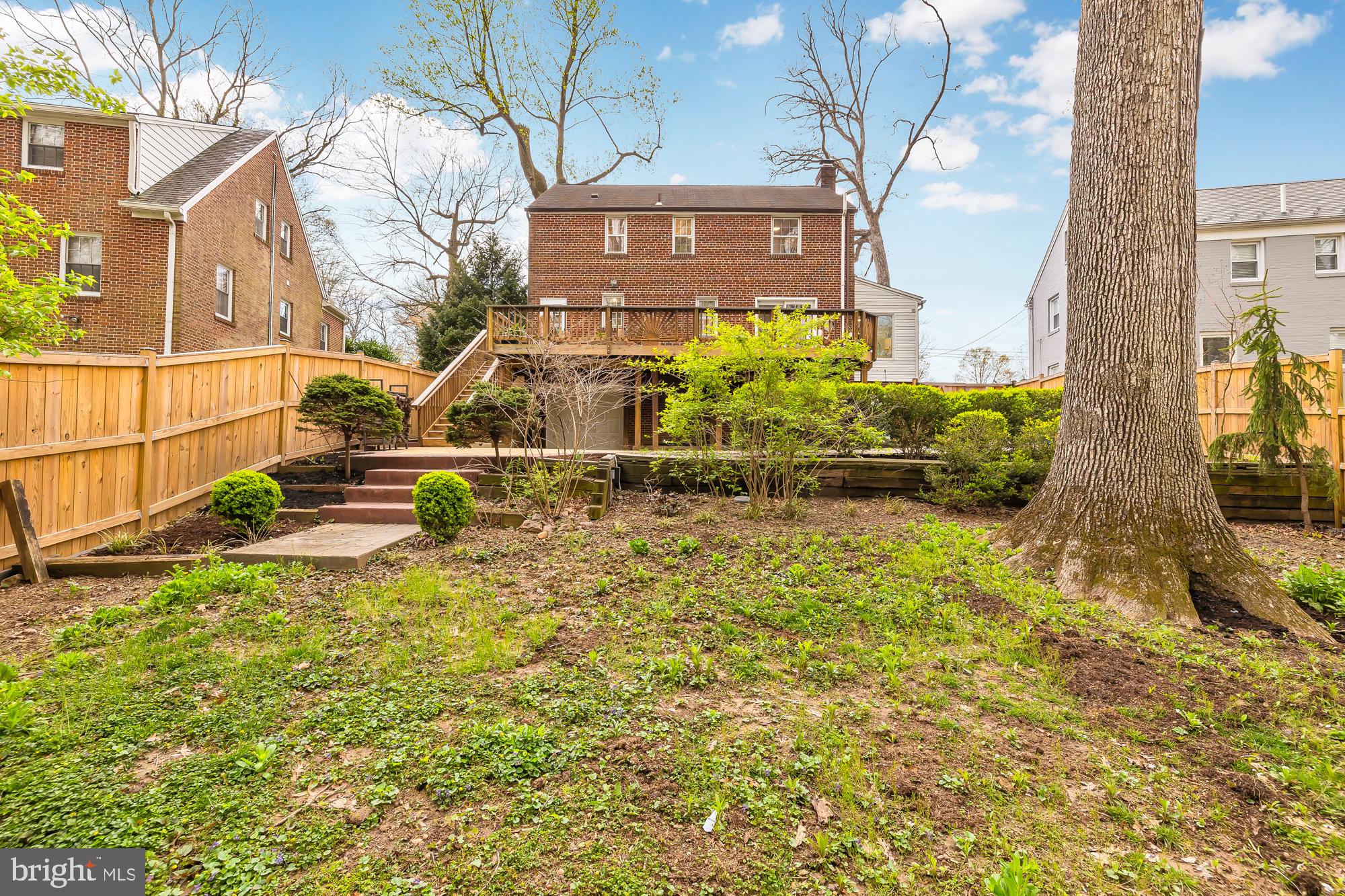 1603 Dale Dr