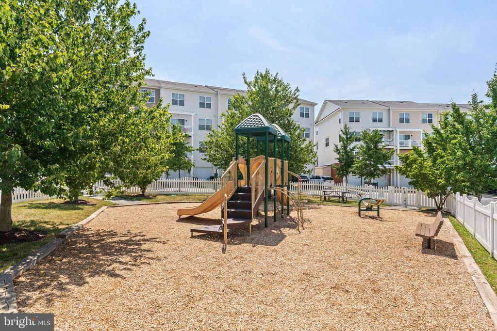 11918 Little Seneca Pkwy #2452