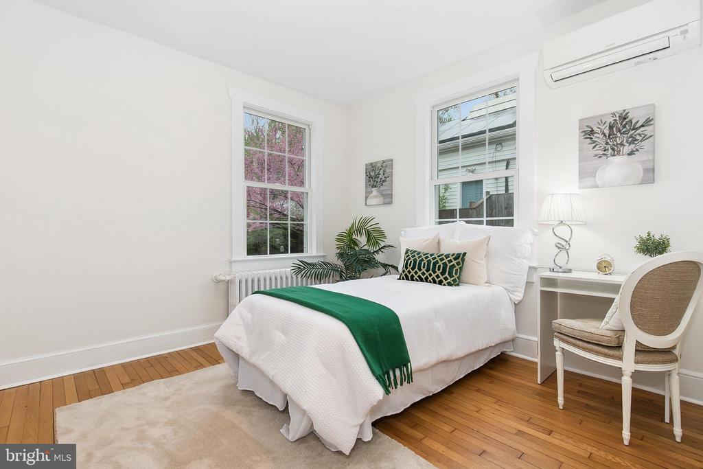 605 Dartmouth Ave