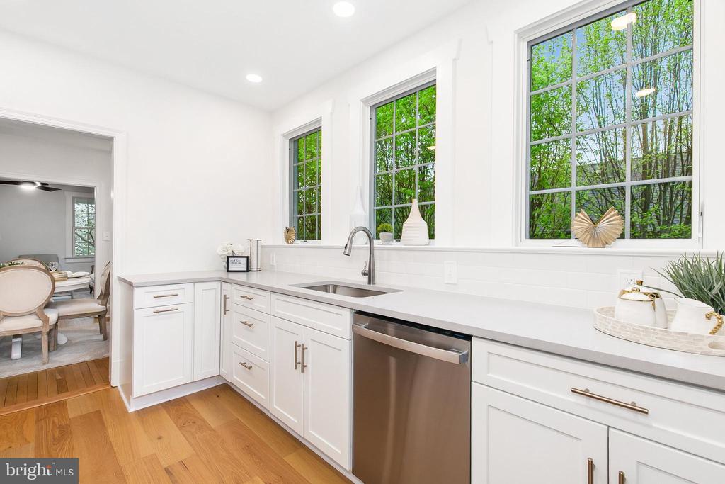 605 Dartmouth Ave