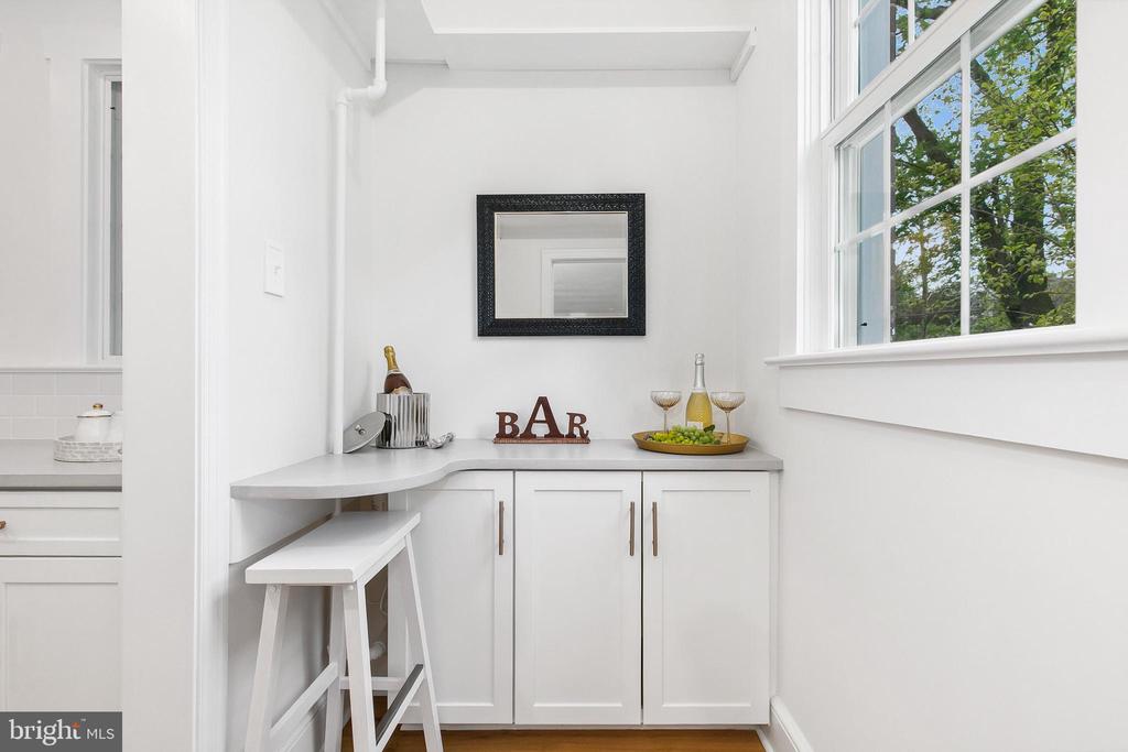 605 Dartmouth Ave