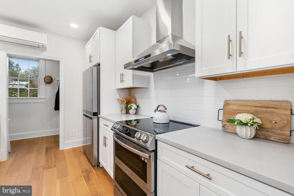 605 Dartmouth Ave