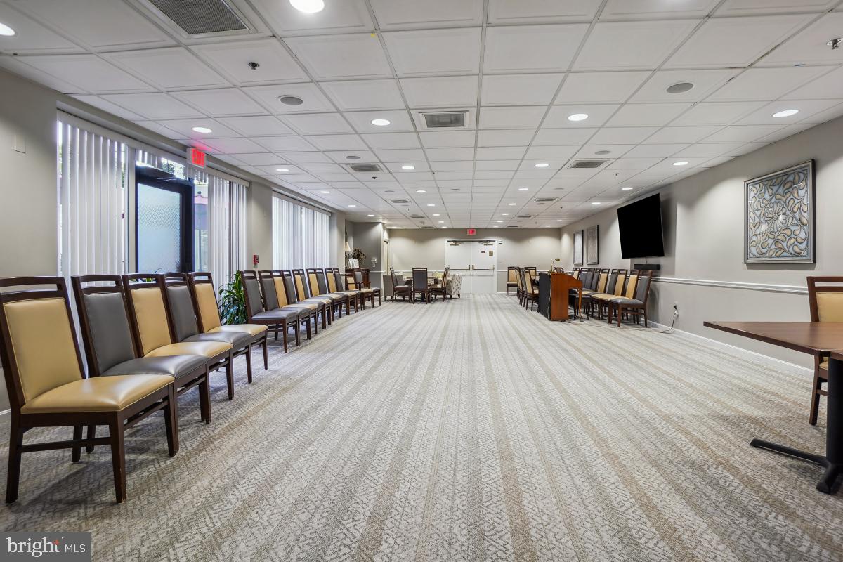 3330 N Leisure World Blvd #5-428