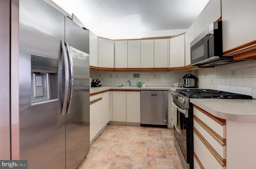 4515 Willard Ave #2204s