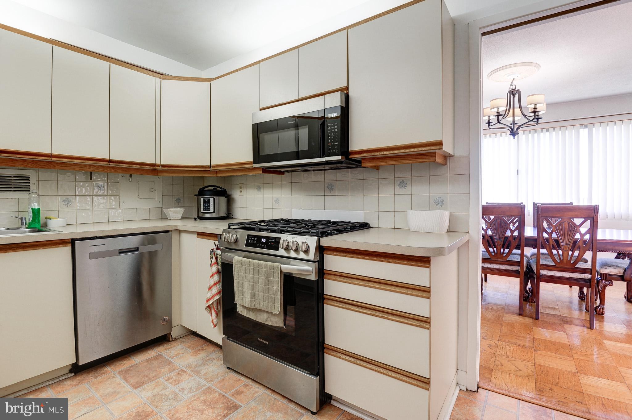 4515 Willard Ave #2204s