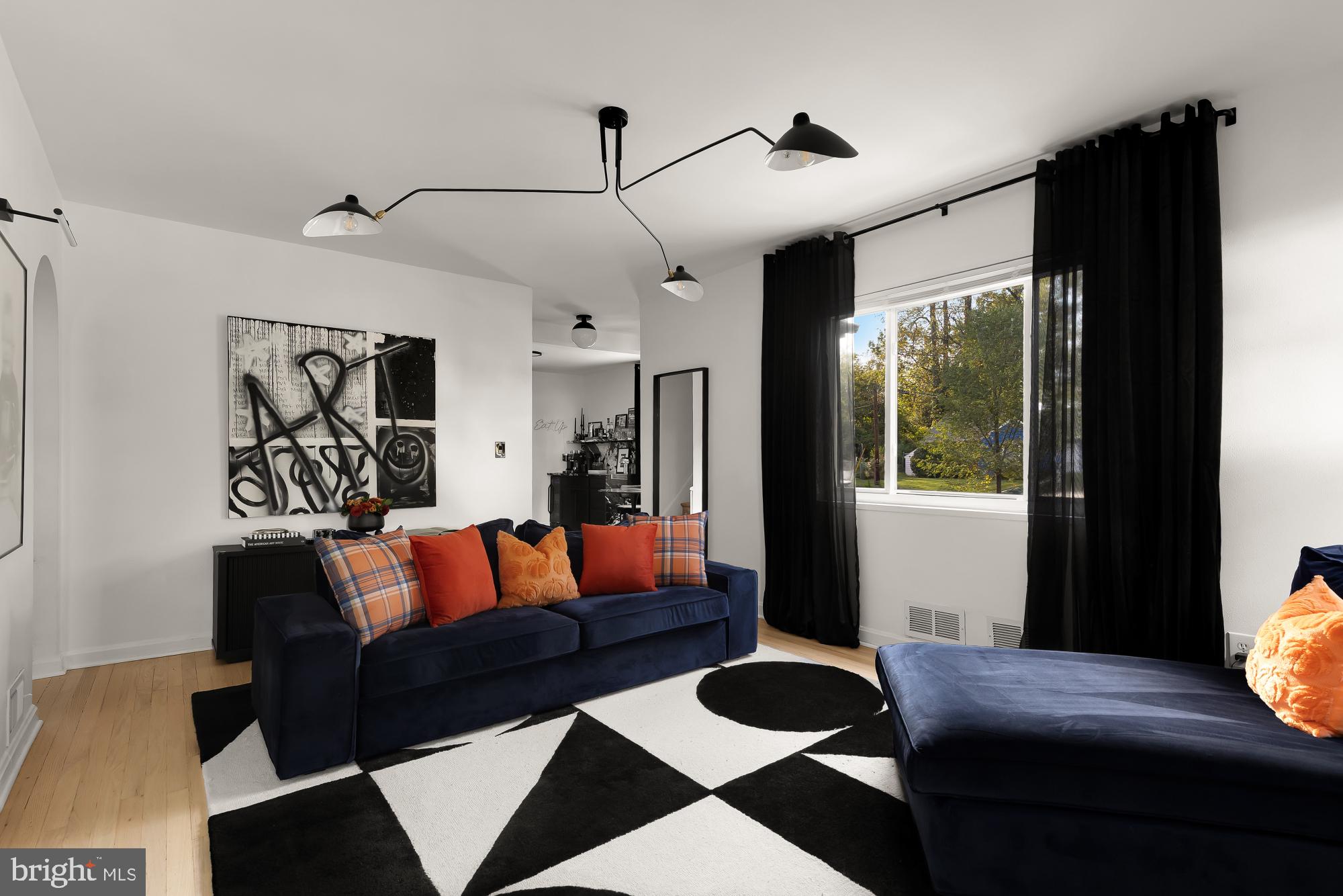 2804 BYRON COURT