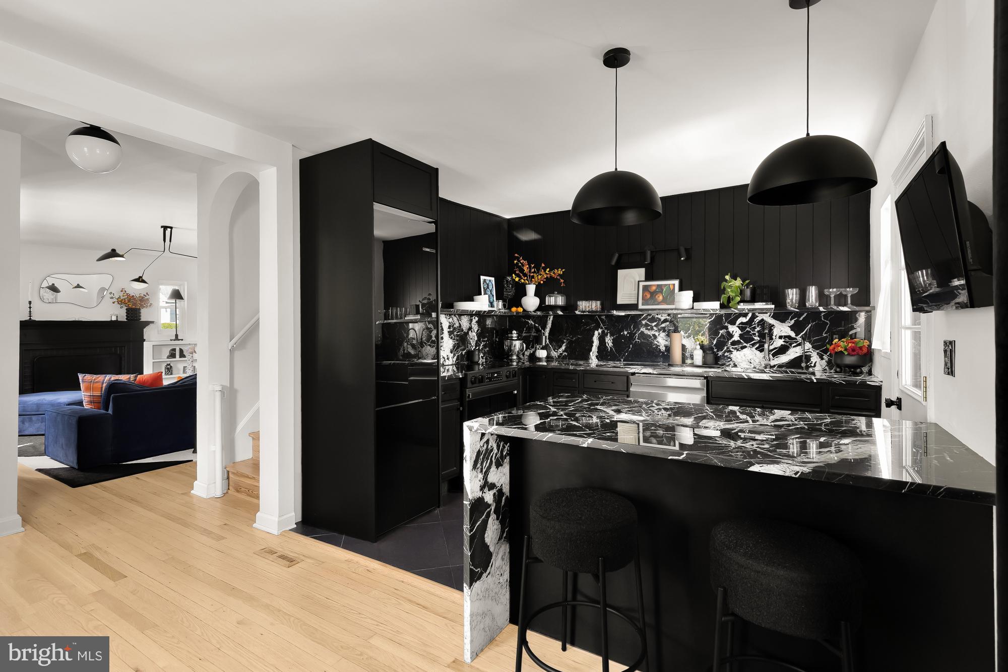 2804 BYRON COURT