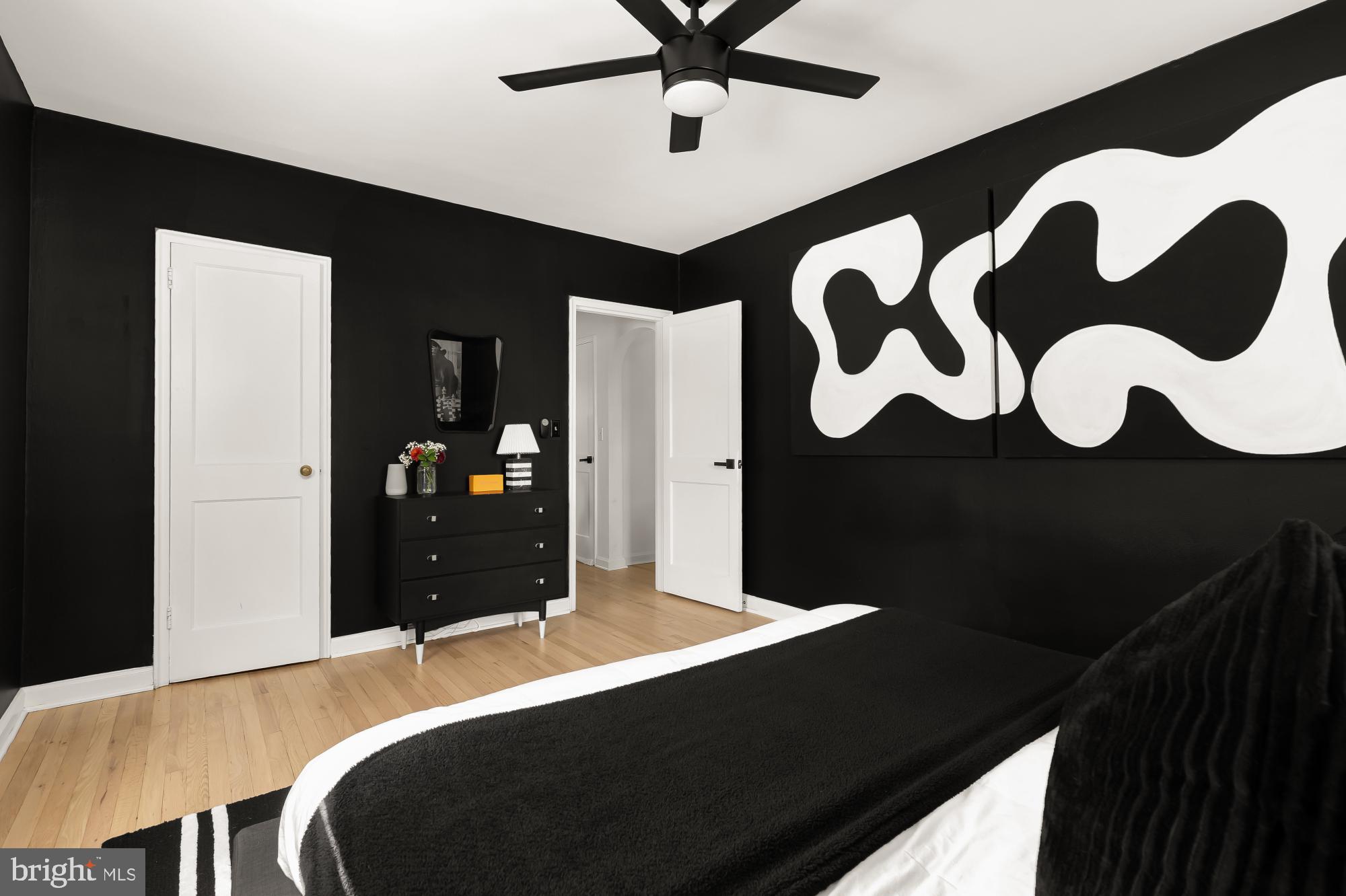 2804 BYRON COURT