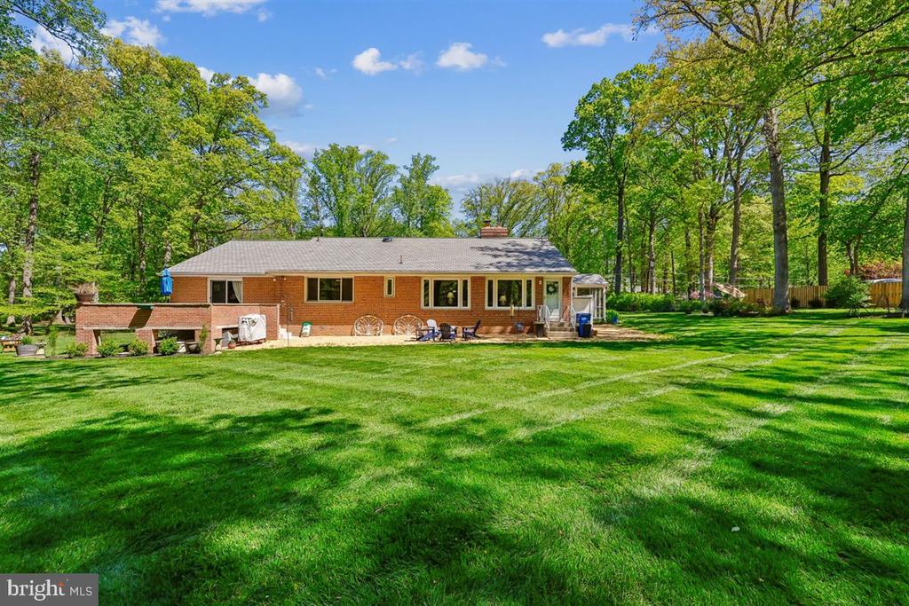 4318 PINETREE ROAD