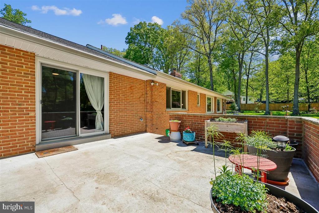 4318 PINETREE ROAD