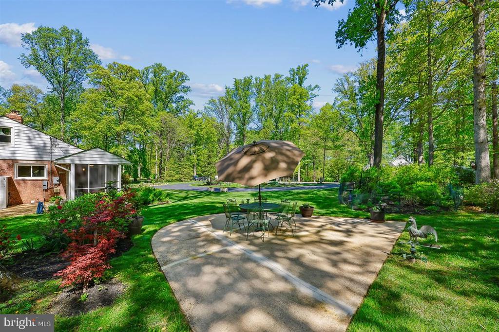 4318 PINETREE ROAD