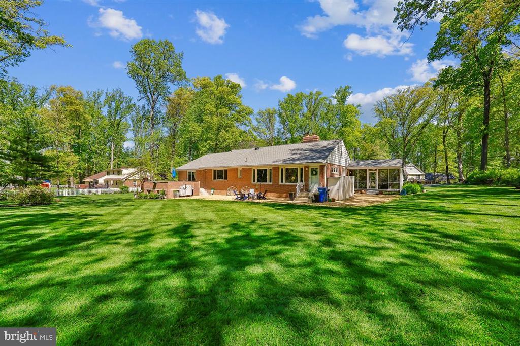 4318 PINETREE ROAD