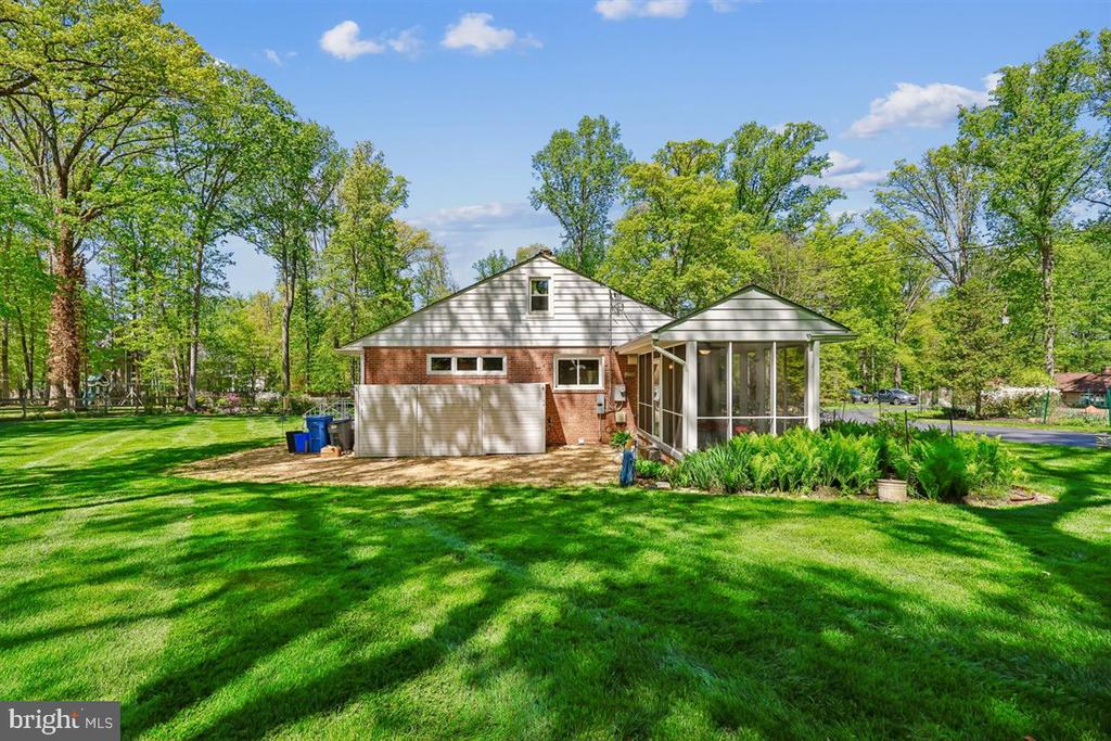 4318 PINETREE ROAD