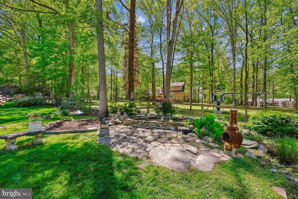 4318 PINETREE ROAD