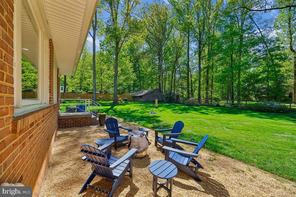 4318 PINETREE ROAD